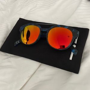 BRAND NEW italia independence sun glasses